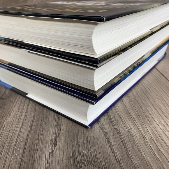 John Grisham Books Lot of 3 - Hardcover Broker, Summons, King Of Torts - Picture 5 of 14